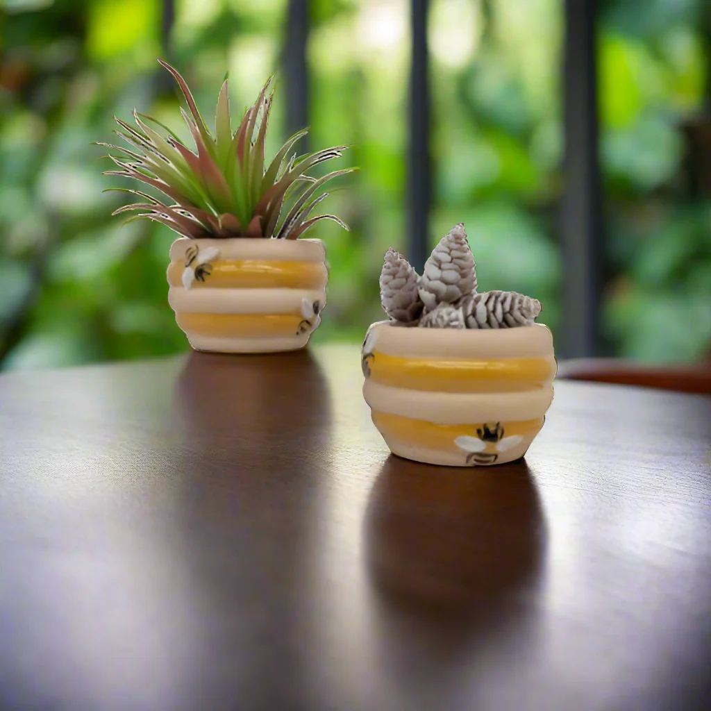 Bee Ceramic Planter Pot Medium - Image 4