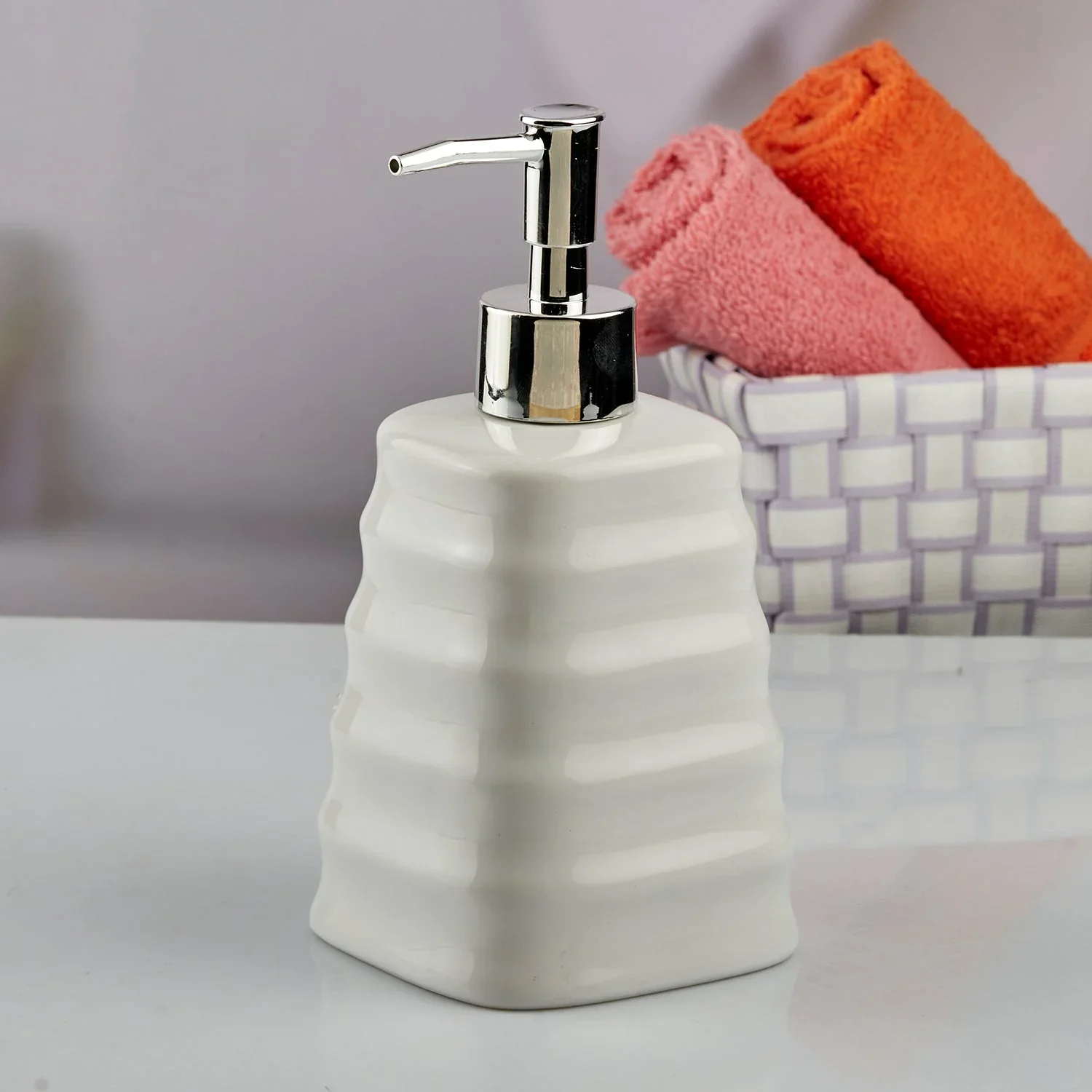 Cairo Ceramic Soap Dispenser -White - Image 3