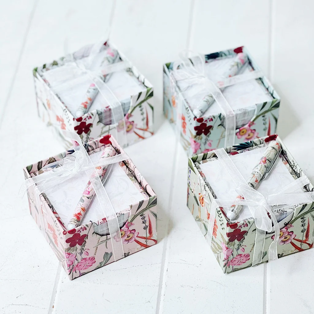 Floral Luxe Note Block with Pen - Image 3