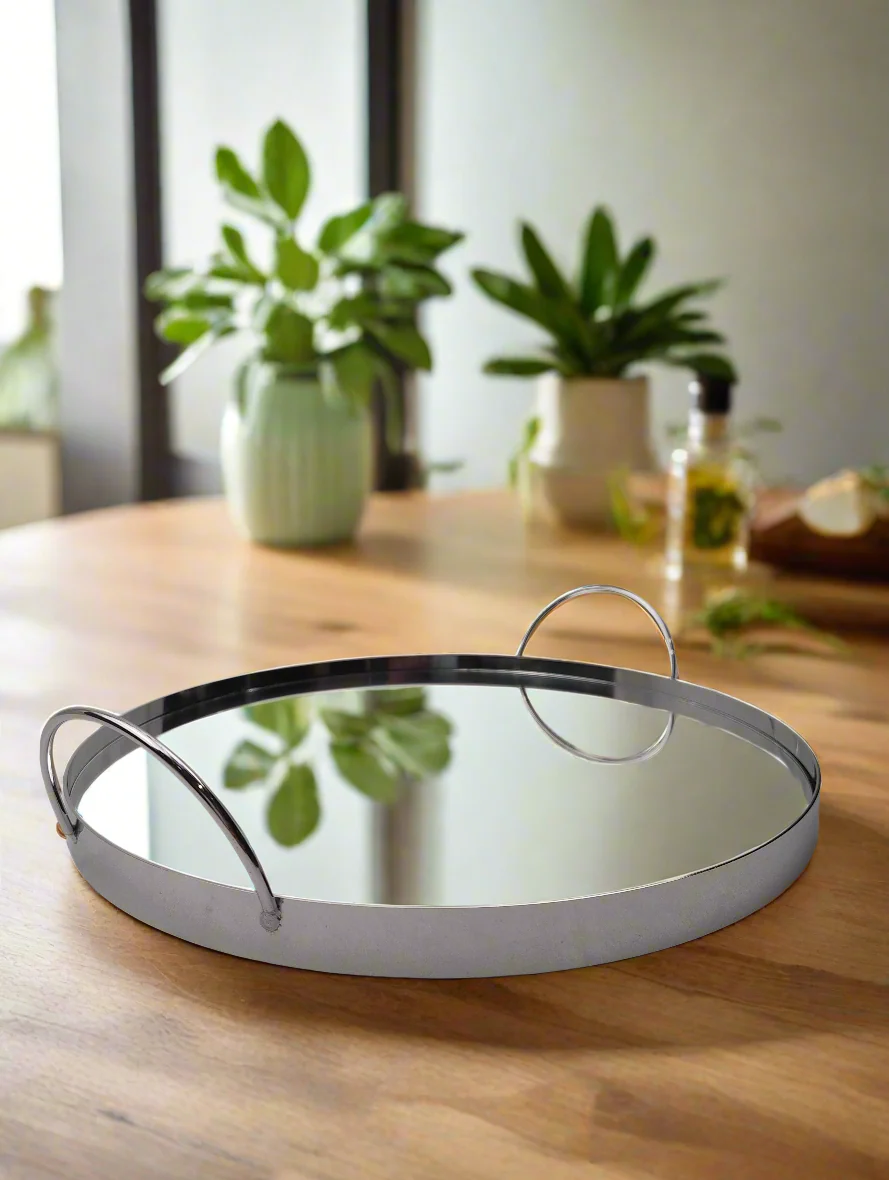 House of Hamptons Mirror Tray (Silver) - 30cm - Image 2