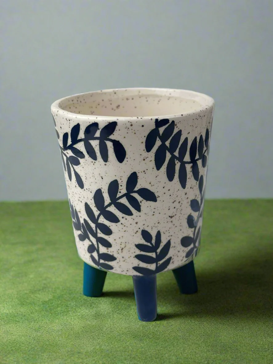 Lower Feet Planter - Medium - Image 6