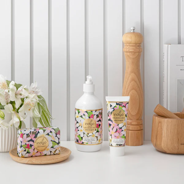 Natural Organic Olive Oil Hand & Body Wash Aloha Frangipani 500ml - Image 3
