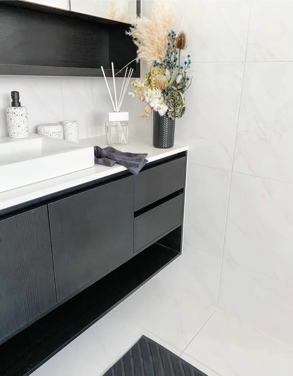 VENICE Soap Dispenser - White - Image 7